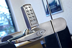 commercial locksmith service arlington